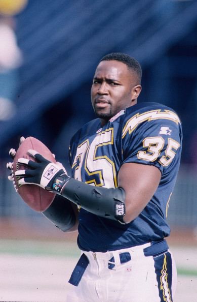 Holtz's Heroes Foundation tweet media