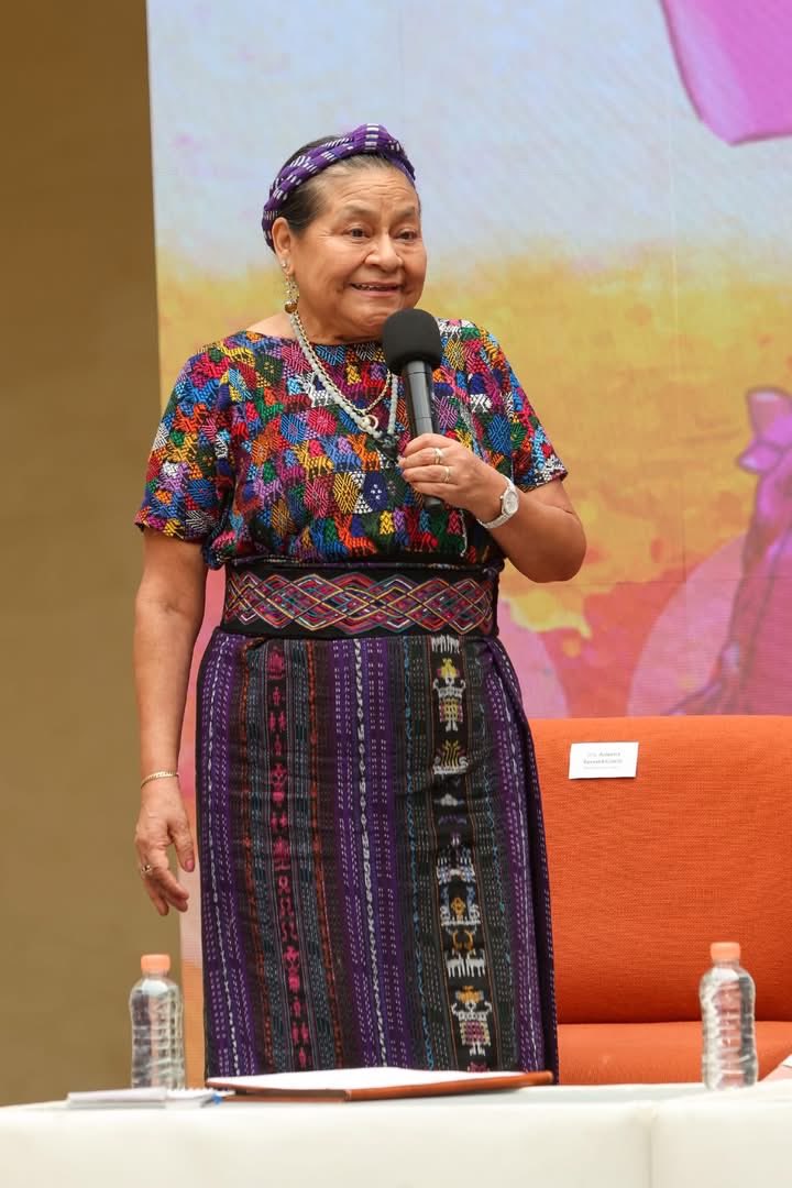 MujeresVIP tweet media