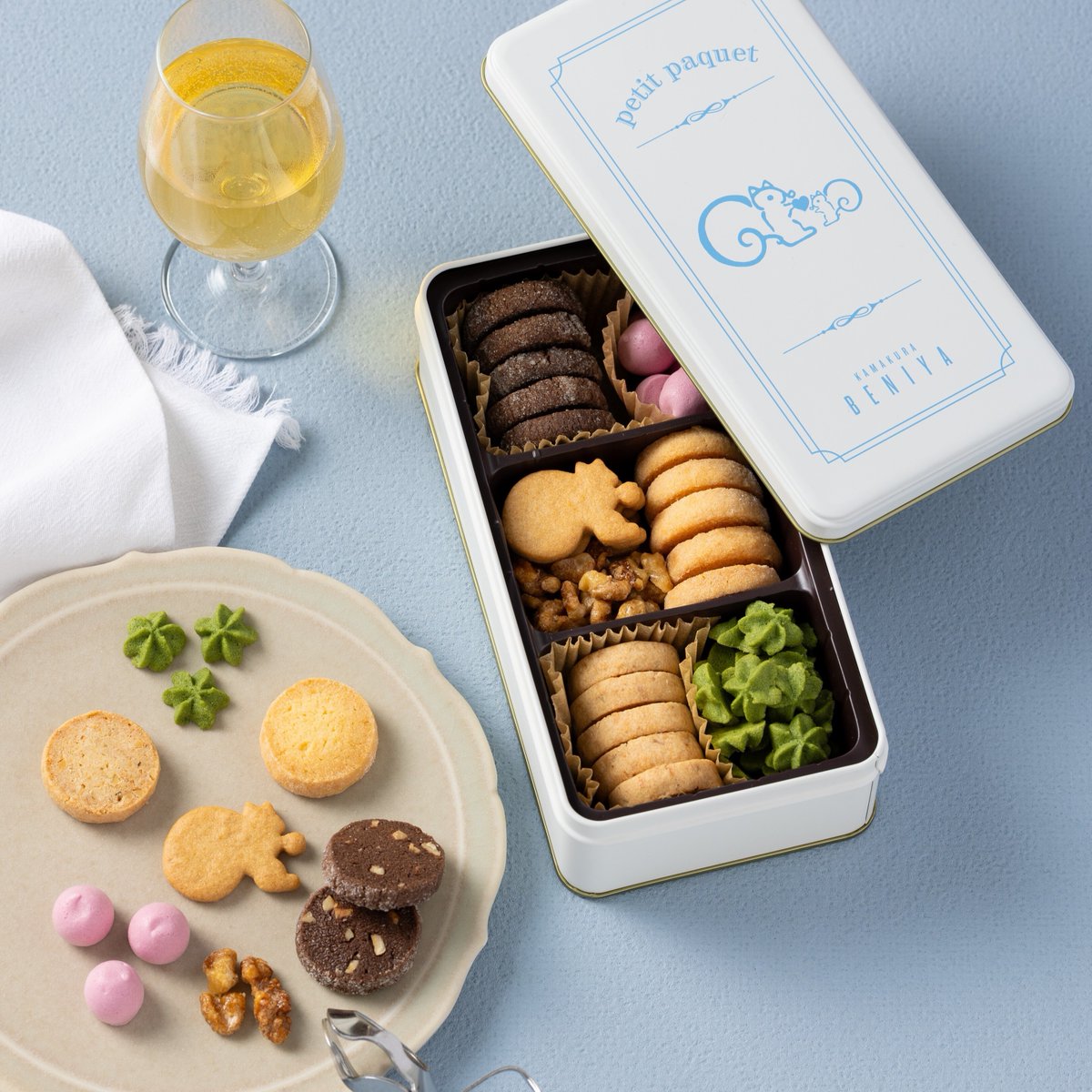 季節限定のクッキー缶「petit paquetブルークレール」💙 2/25～順次
