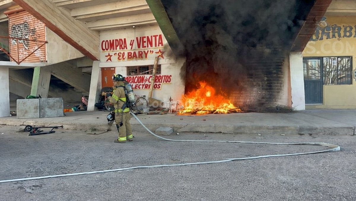 Incendian local del Parque Intercolonial en Delicias

novedadesdechihuahua.com.mx/local/incendia…
