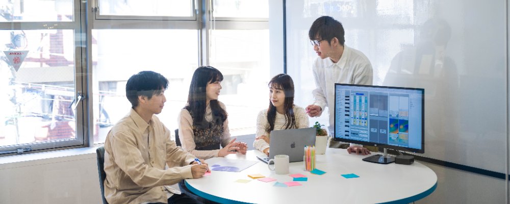GoodpatchTokyo's tweet photo. 【27・28卒｜ポートフォリオ相談会✈️】     
3/28（土）12:00から、UI/UXデザイナー向けのポートフォリオ相談会を渋谷オフィスで開催します。
現役デザイナーの就活体験談や、個別にご相談いただける時間も！ぜひお気軽にご参加ください🙌
https://t.co/9ud5TKctaC
#グッドパッチ新卒採用 #27卒 #就活 https://t.co/rxIo0ugwOw