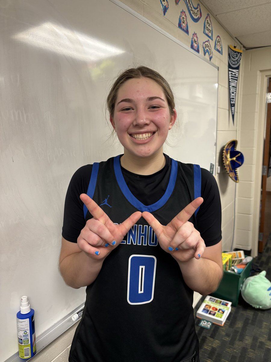 Eisenhower Girls Basketball tweet media