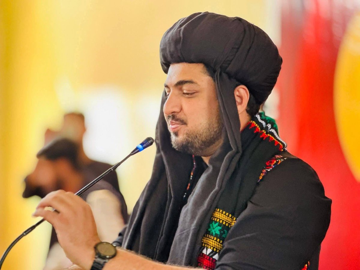 عوام راج مقصد ایک ہی ہے کہ نوجوان میں خود اعتمادی پیدا کی جائے تا کہ ہم ان سب نوجوانوں کو اپنے سے اگے دیکھیں اور اپنا لیڈر بنا کر روائیتی سیاست کے کلچر کو تبدیل کر سکیں۔ #عوام_راج #اب_راج_کرے_گی_خلق_خدا #iqrarulhassan