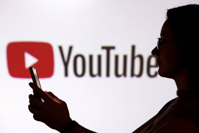 🚨BREAKING: YouTube went down for nearly half a million users and some people genuinely didn't know what to do with themselves. 

The most honest test of internet addiction we've seen in a while.