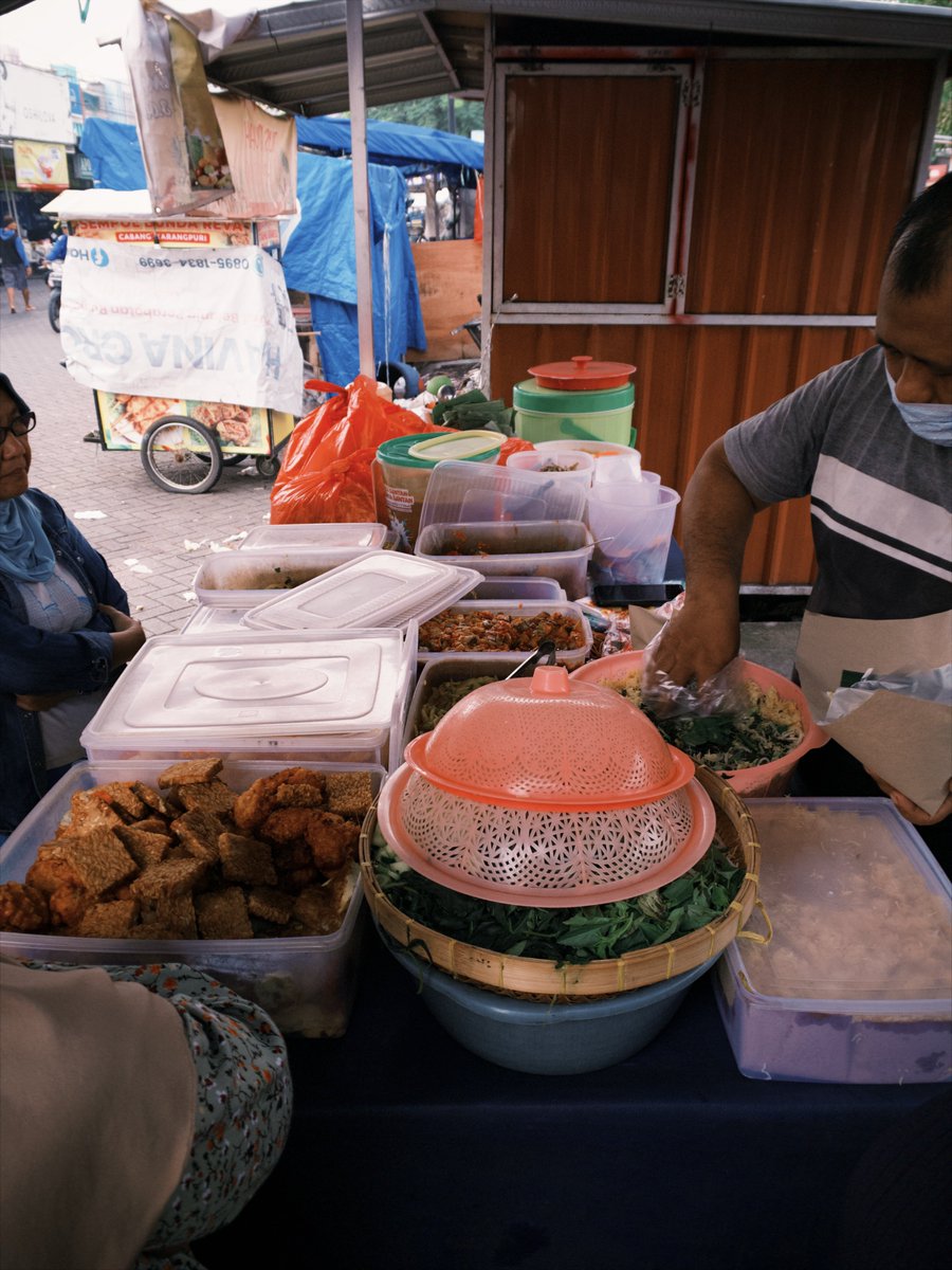 Closingan nasi jagung sebelum puasa..