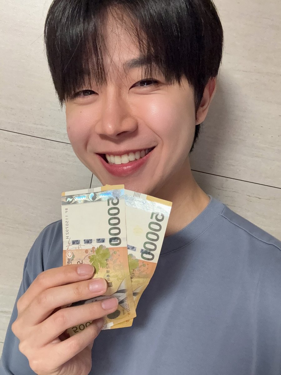 동현(DONGHYUN) tweet media