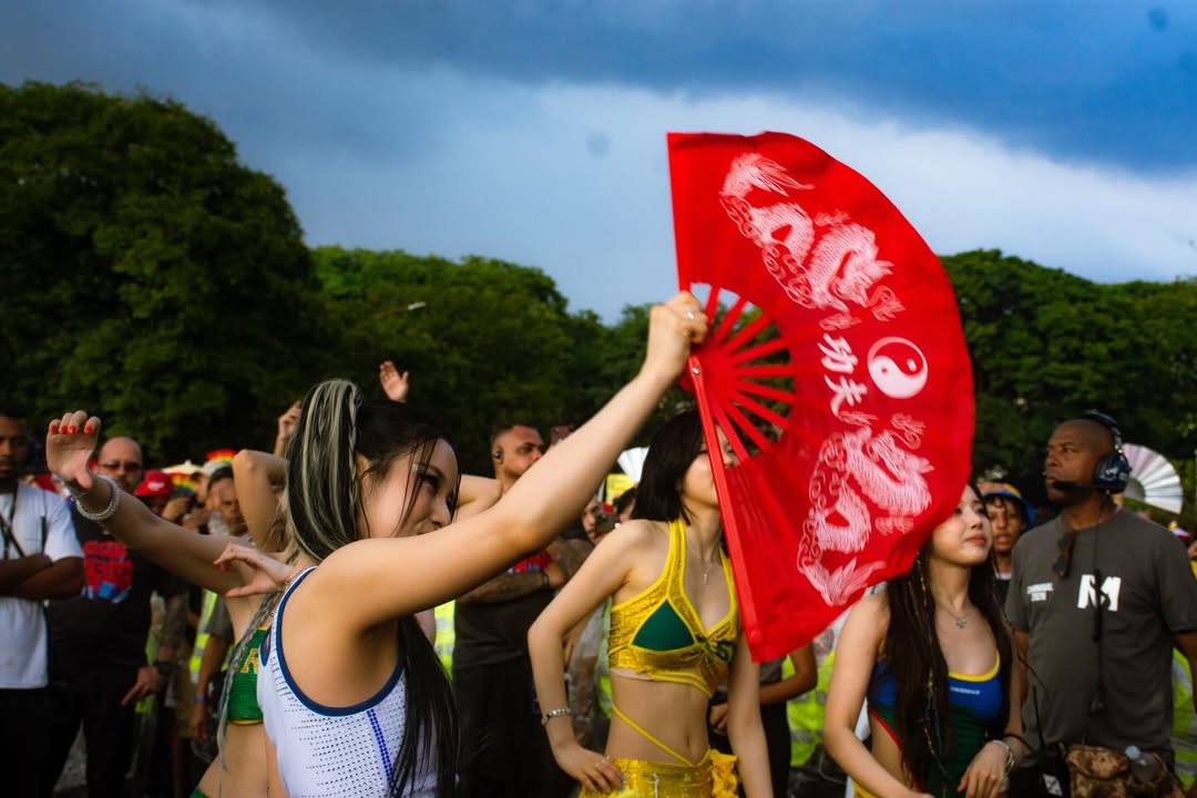 NMIXX DATA 📈 tweet media