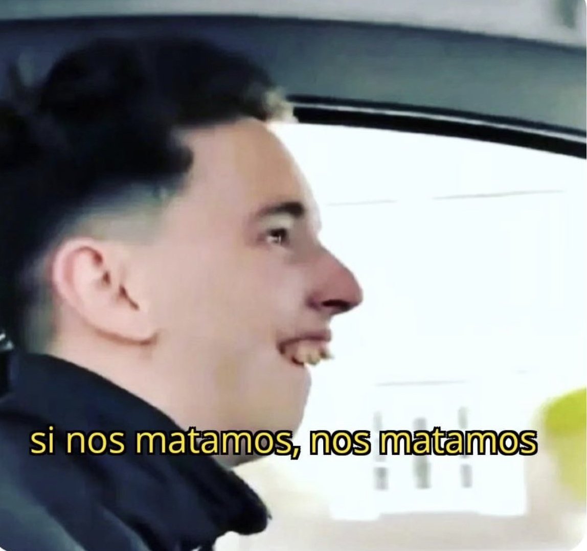 Genial! Los pelotudos bonaerenses pagamos los gastos de un delincuente q fu a veranear a Uruguay. 
IOMA y el Garrahan siguen esperando cobrar.
La política primero, no <a href="/Kicillofok/">Axel Kicillof</a>