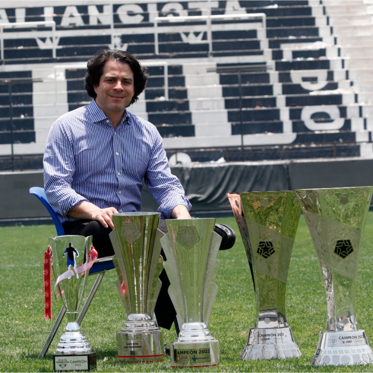 🎯🇵🇪⚽🏟️ EL BIG BOSS ⚪🔵🏆🏆⭐