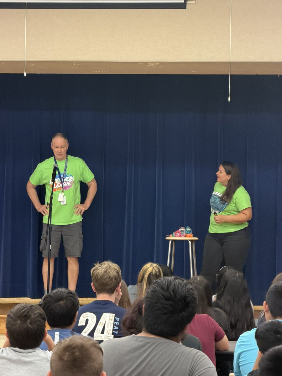 Three Oaks Middle tweet media