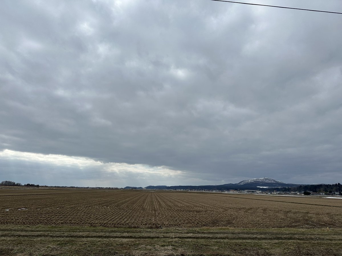 mirakunojo's tweet photo. 春まじかと感じる風景
あの積雪が嘘みたいに思えるほどなくなりましたよ😃 https://t.co/WdlGEgotb3