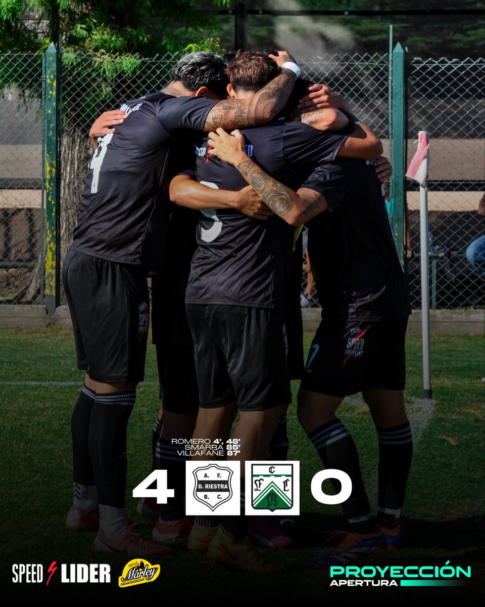 prensariestra's tweet photo. FINAL DEL PARTIDO!! ⚡

LA RESERVA DE RIESTRA LE GANÓ 4-0 A FERRO!! ⚽⚽⚽⚽

Los goles fueron de Thiago Romero (x2), Ronald Villafañe y Mauro Smarra.

#SeguimosEnPrimera 🖤🤍🖤 https://t.co/WvlSHtvejT