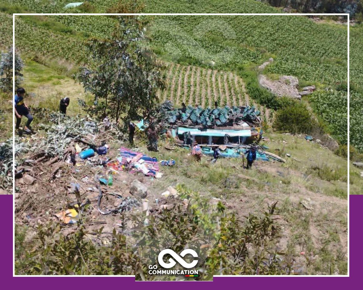 GoComBolivia's tweet photo. 🚌Flota se embarranca en Inca Sarawi, Mocomoco, durante el martes de Ch’alla dejando varios fallecidos y heridos; se espera informe oficial😢🚑
Lee más👇
https://t.co/JVRT8y3eeR
🟢WhatsApp🟣
https://t.co/MyifShLcF2
#AccidenteDeTránsito #Mocomoco #LaPaz #Carnavales https://t.co/6qJYzLhtjV