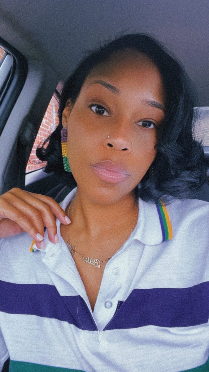 keepingupwqueen's tweet photo. Ain’t nothing like a New Orleans girl!💜💛💚 https://t.co/ywRFabFxSl