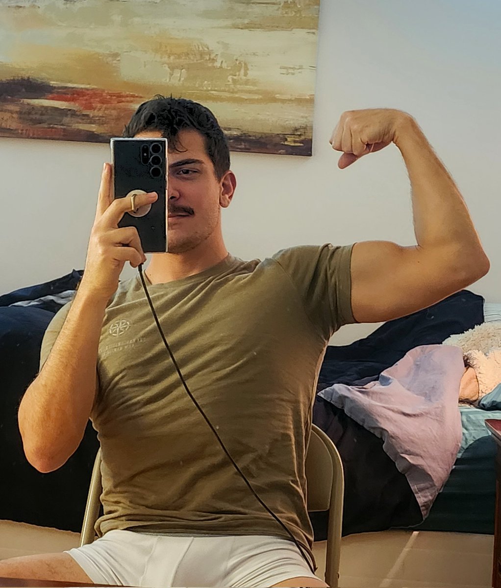 Infinite tweet media