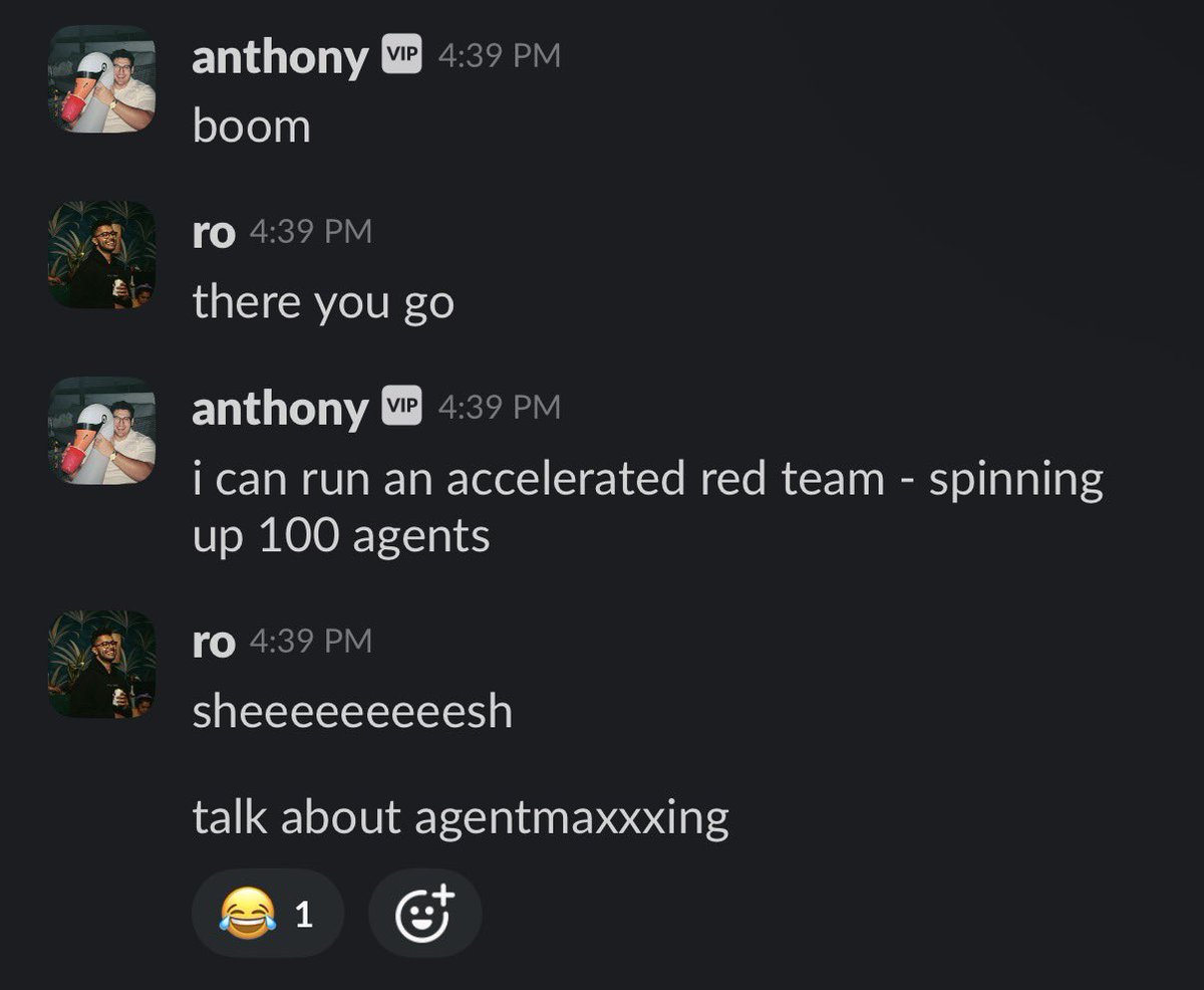 br0hith's tweet photo. @aparente__ is one with the agents 😌 https://t.co/7lcEB6OpT2