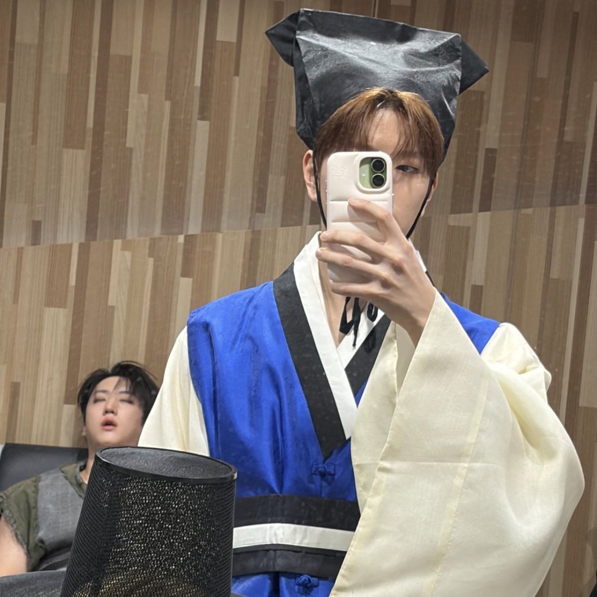 Comenten si quieren que les intente asociar en gpei encontre nuevo bin jalando bien
Porfa tengan cuentas de argelia o usa listas 🧡