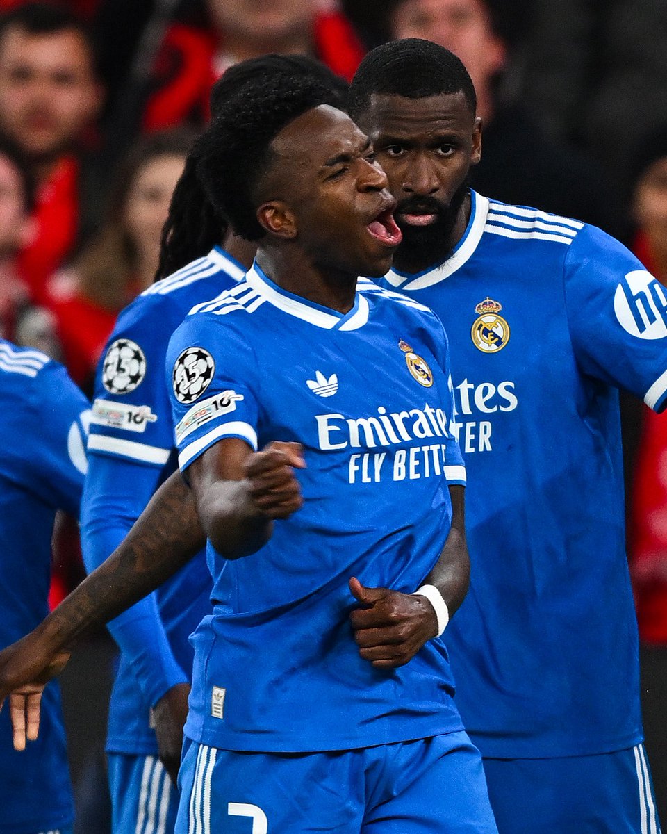 imfuraluc01's tweet image. #UEFACL | RESULTS 

1st Leg

Benfica 0-1 Real Madrid 
Monaco 2-3 PSG 
DORTMUND 2-0 Atalanta
Galatasaray 5-2 Juventus 

Hari utsinzwe ushobora kuzakomeza? 

@bbkigalifm 89.7 FM