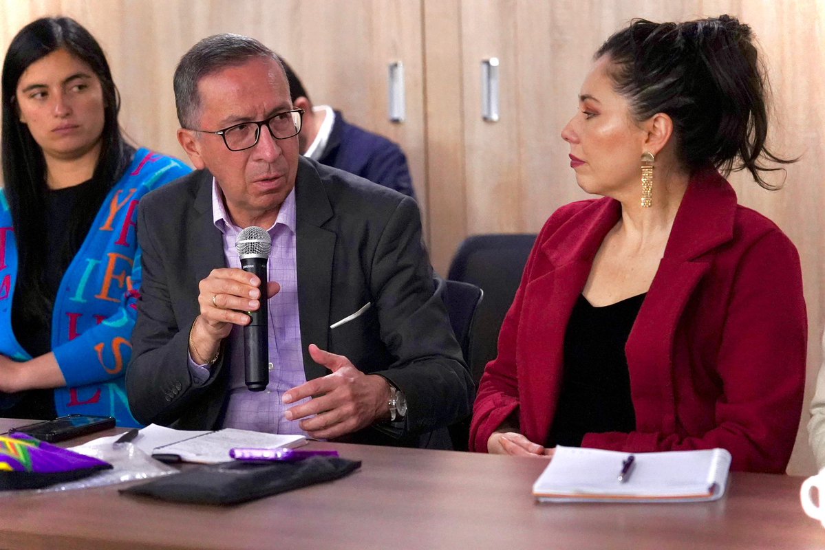 Avanzamos en la interoperabilidad con el Runt para fortalecer procesos de control en carretera y promover incentivos para las buenas prácticas. El compromiso con el bienestar animal comienza con la formación. Invitamos a los transportadores a certificarse share.google/XC3vUJXbs0WsXK…