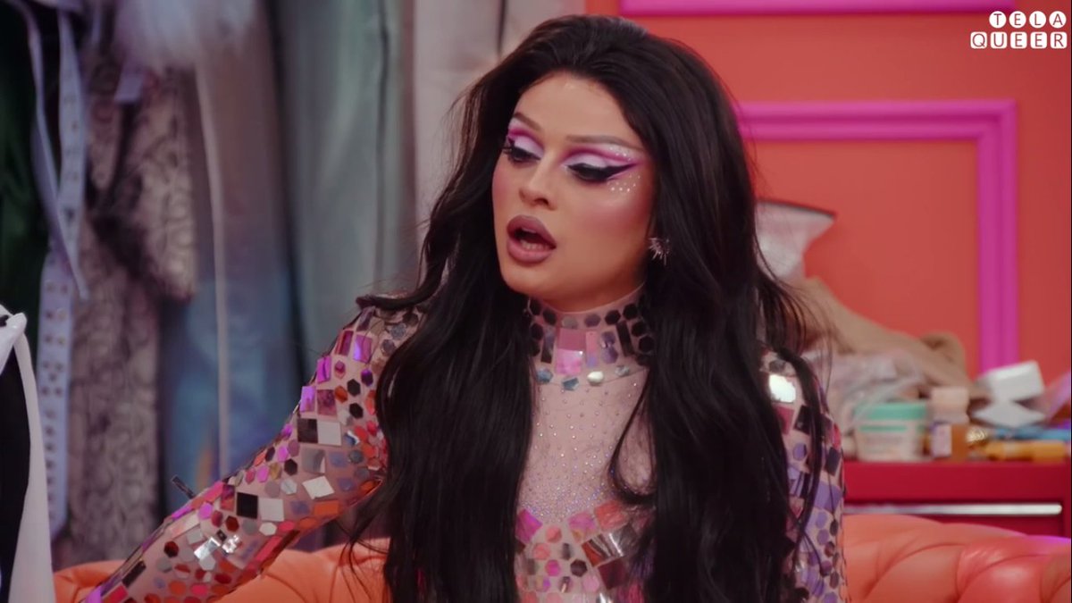 rozanovholander's tweet image. that song: she knows, she knows oh she knows #UKvsTheWorld