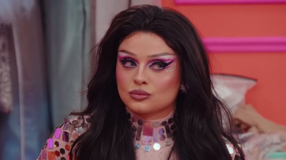 rozanovholander's tweet image. I love how fontana doesn't fall for Gawdland faking about how hard it was to choose #UKvsTheWorld