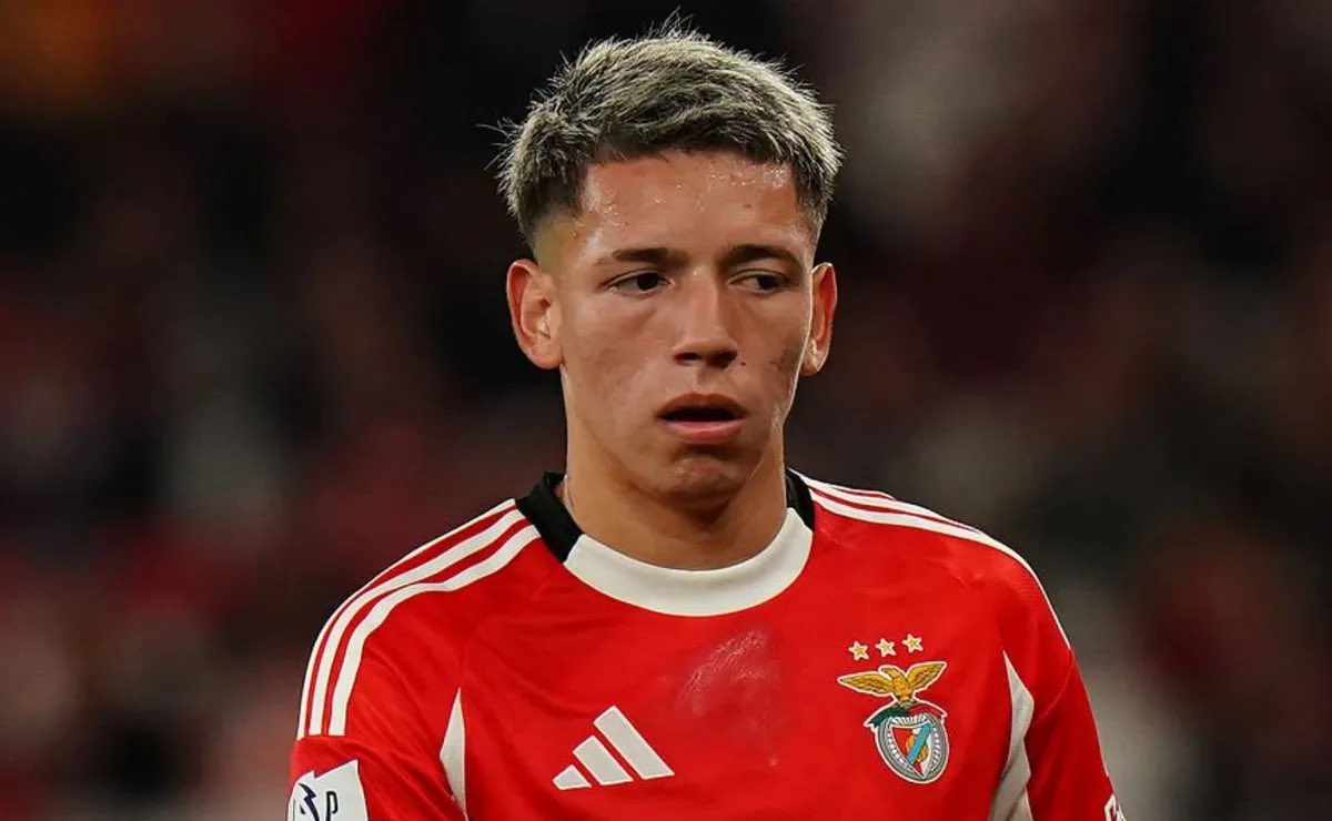 Sólo le pido a la afición del Bernabéu que le de una bienvenida a este impresentable racista… 

- Los pitos que le dieron a Vinicius necesito que los multipliquen por 10 y vayan a por el en cada jugada…

Sin misericordia, sin piedad… que se le quiten las ganas de ser racista