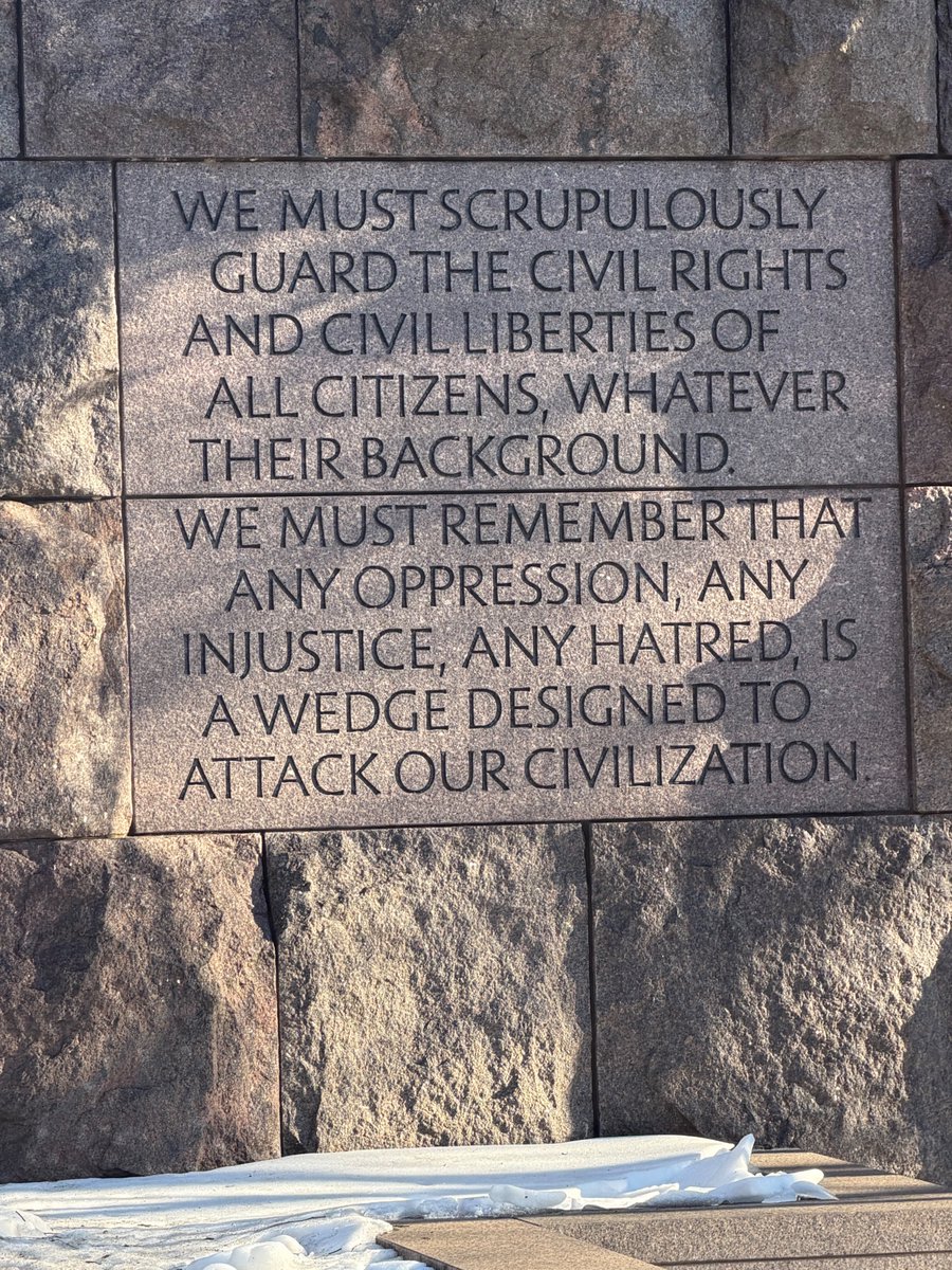 Roberto Rodriguez tweet media