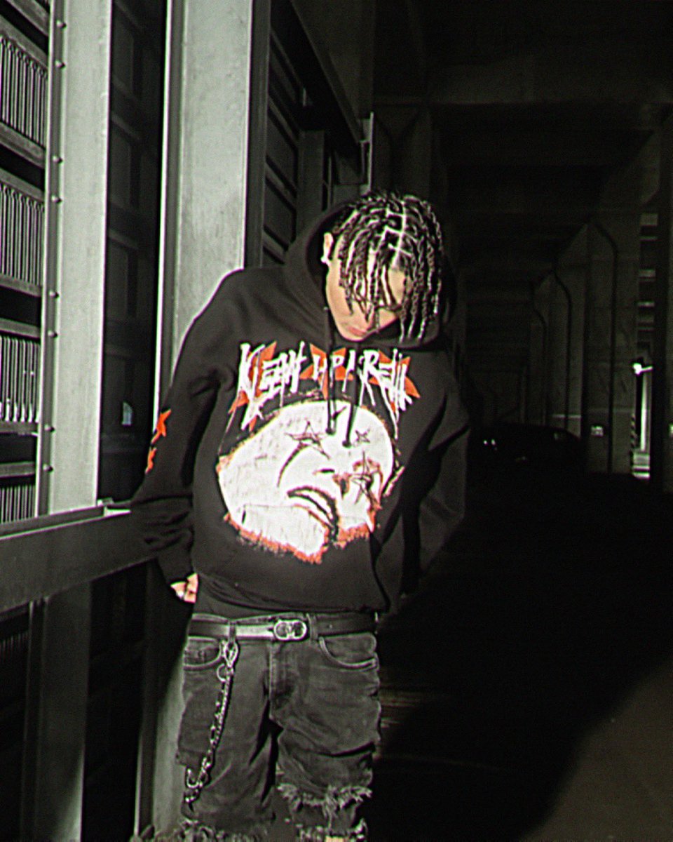 spinoflow_666's tweet photo. 今回の作品はどんな感じになるかな
#niigata #joetsu #next #mv https://t.co/7JJ5szLQbB