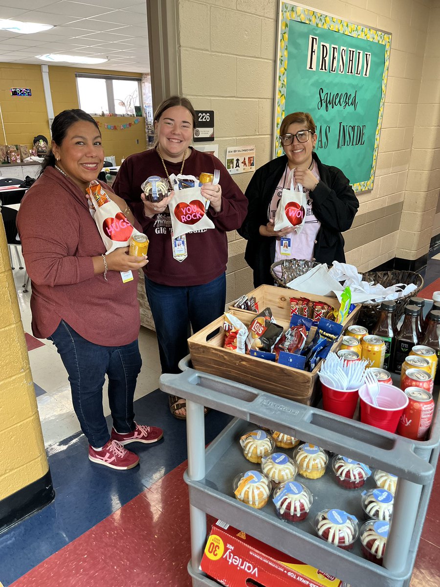 Last Friday we shared the love with our teachers and staff by providing them with some snacks. A special thanks to Calvary Baptist Church for providing a Bundt cake to each of our teachers and staff!