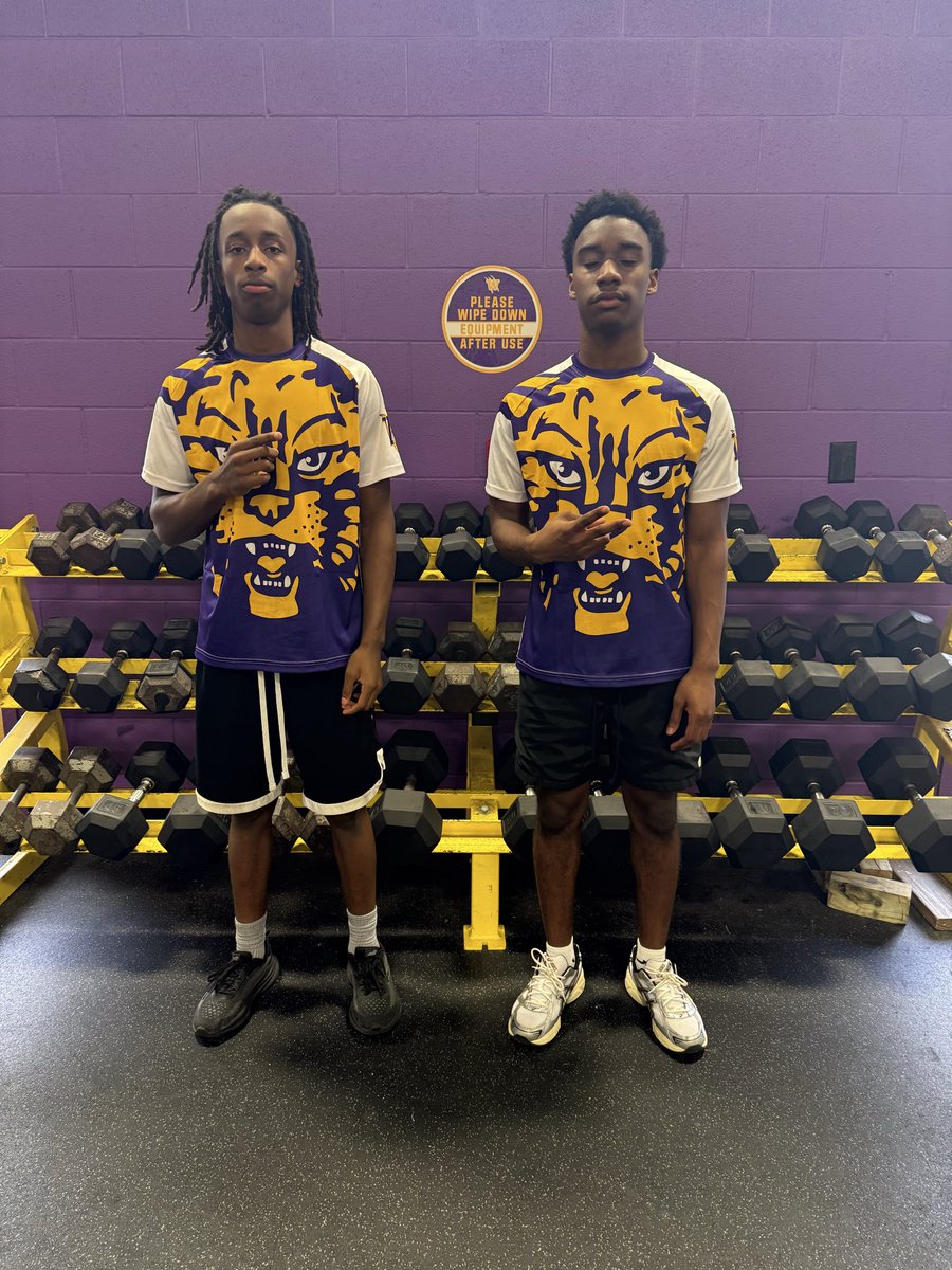 WossmanHSFB's tweet photo. Celebrating a few Wildcats who are A/B Honor Roll Students and continuously hitting new PRs in the weight room this off season! Congrats fellas, keep working! 🏆
#ALLIN26 

@CoachDiarse @senseixali @RushWilsonn @jzstewart2 @JaydynConner Reggie Butcher Markeith Greer https://t.co/bjuSBJIWBV