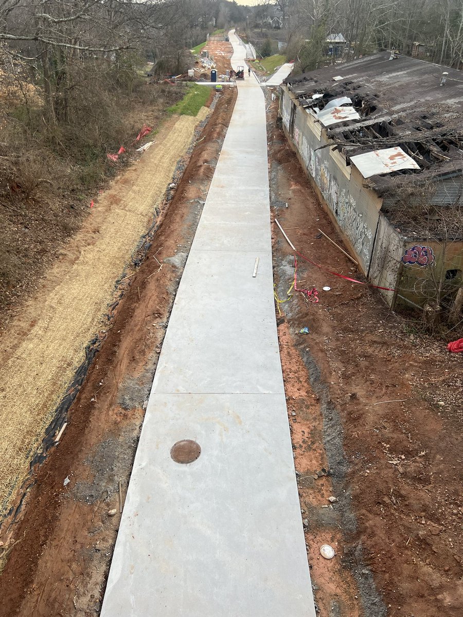 Eric Phillips tweet media