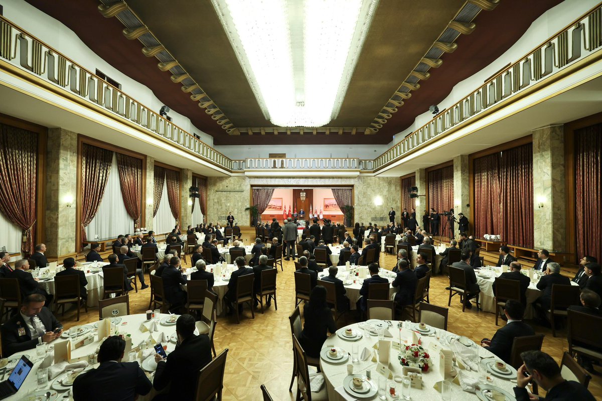 📍 Türkiye Büyük Millet Meclisi

Türkiye Büyük Millet Meclisi Başkanı Sayın Numan Kurtulmuş, Meclis’te düzenlenen “Valiler Buluşması” programında 81 il valilerini kabul etti

<a href="/FaikSOZER/">Faik Oktay SÖZER</a>