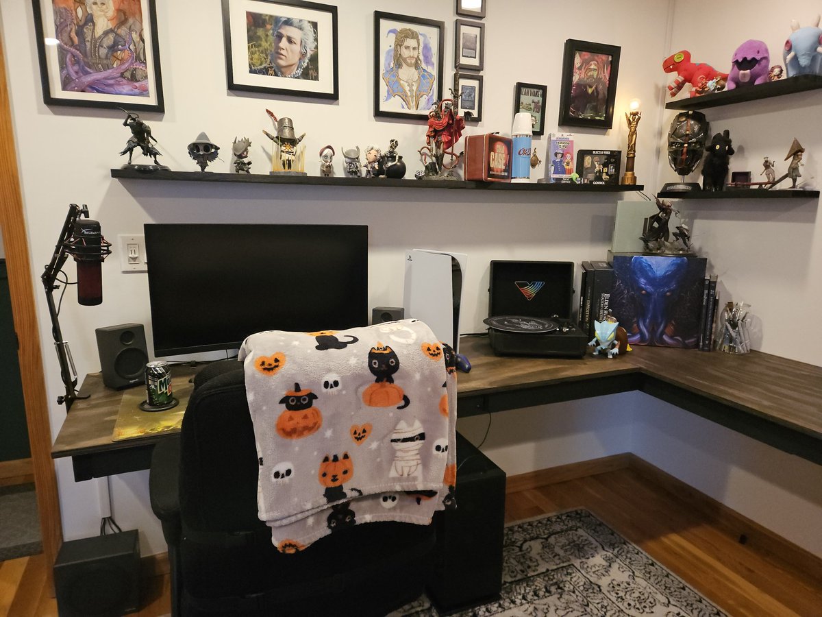 Panic_Keyryn tweet media