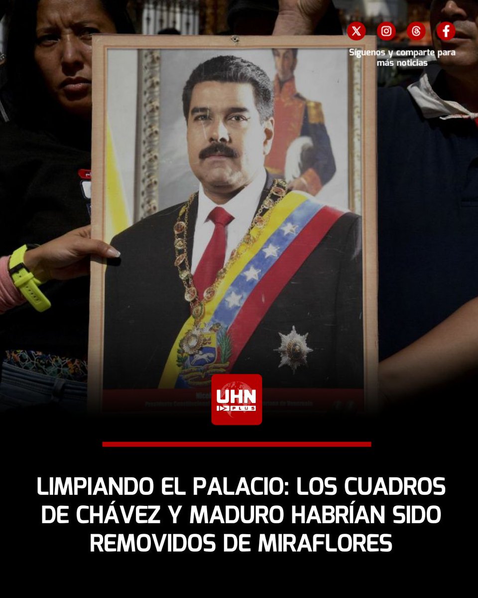 🇻🇪‼️ | Según varios reportes en redes, los retratos de los exdictadores socialistas Hugo Chávez y Nicolás Maduro han sido removidos de los salones principales en Miraflores, en un sorprendente movimiento que marca el inicio de la eliminación de símbolos del régimen en espacios
