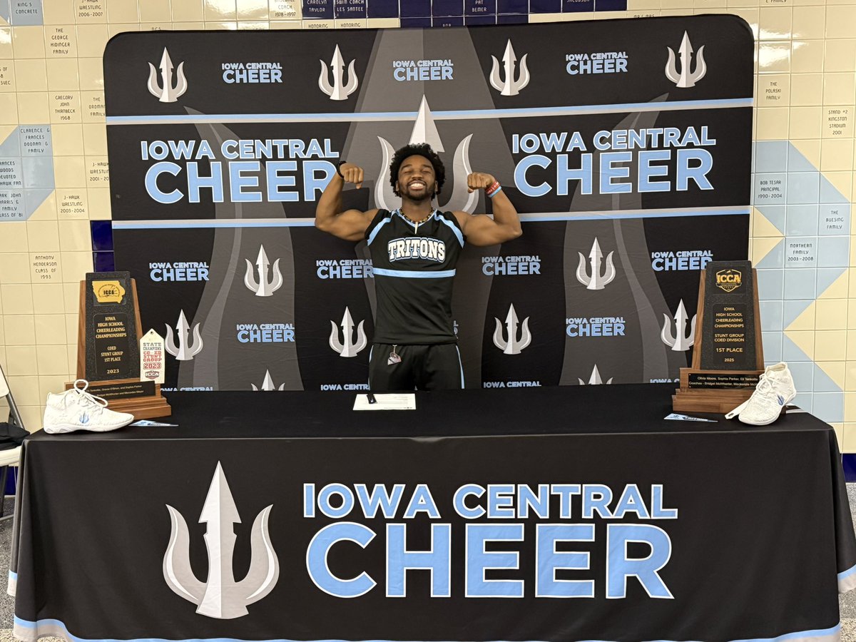 Jhawk cheer tweet media