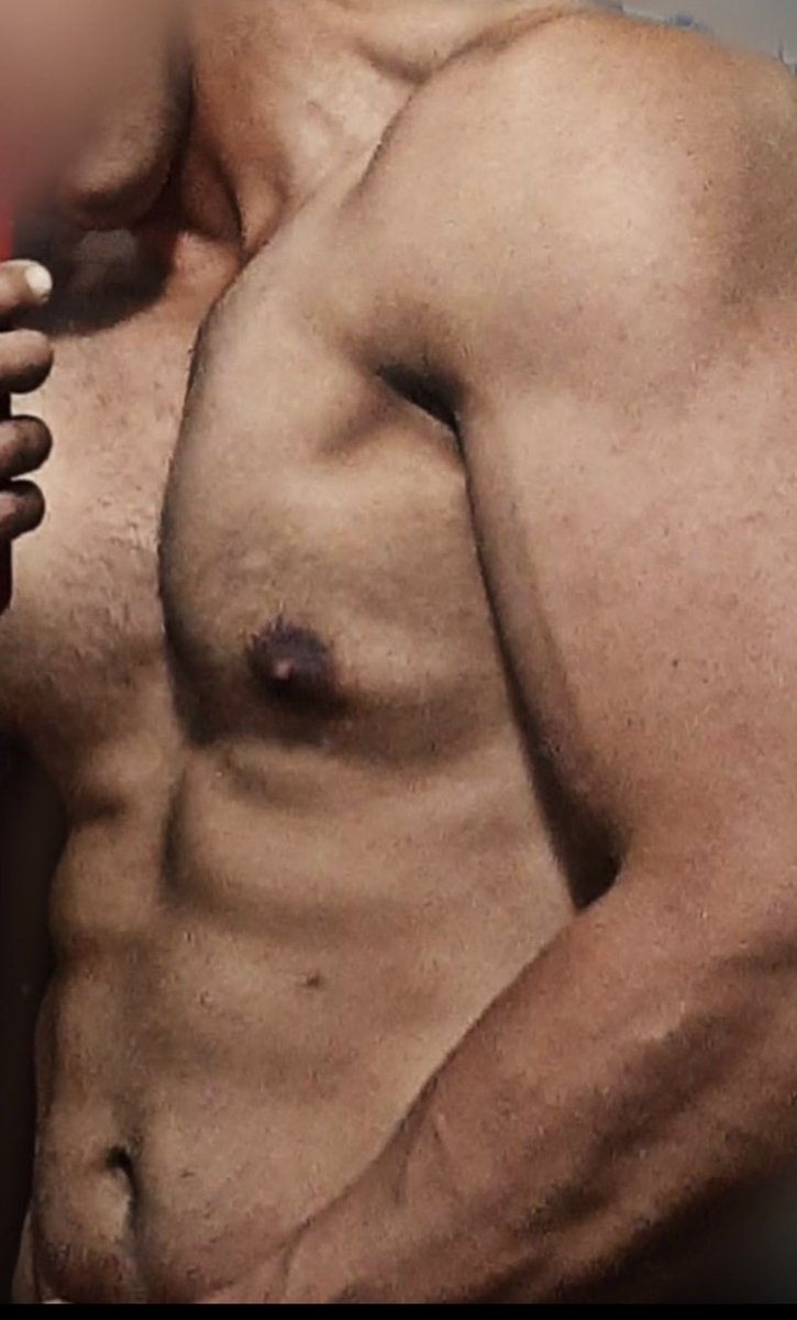 lusgzmn's tweet photo. @Pachucaliberal5 

Quien para encuentros zona Tula y al rededores 🍆💦😏 https://t.co/nzS3bB710G