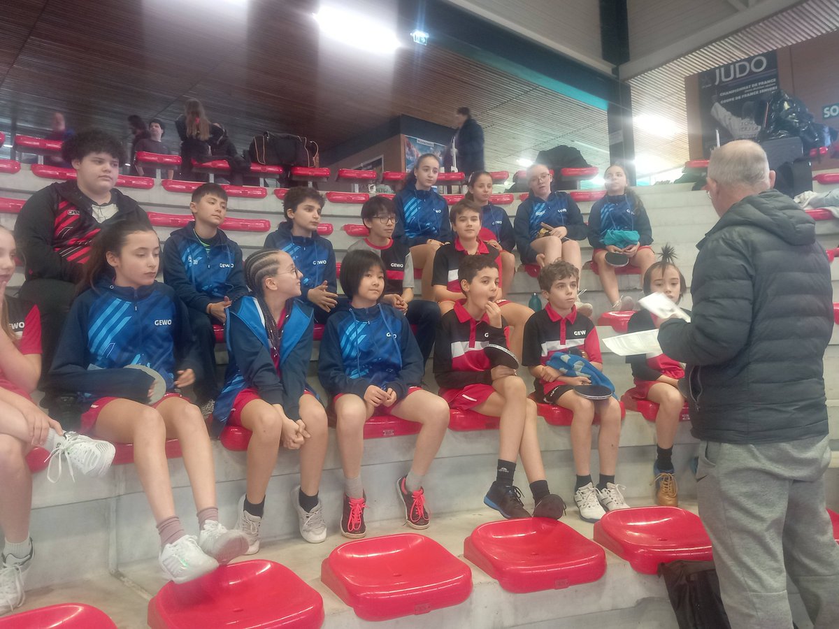 3 jours de compétition à Agen pour nos quatre équipes franciliennes au championnat de France des régions de tennis de table.