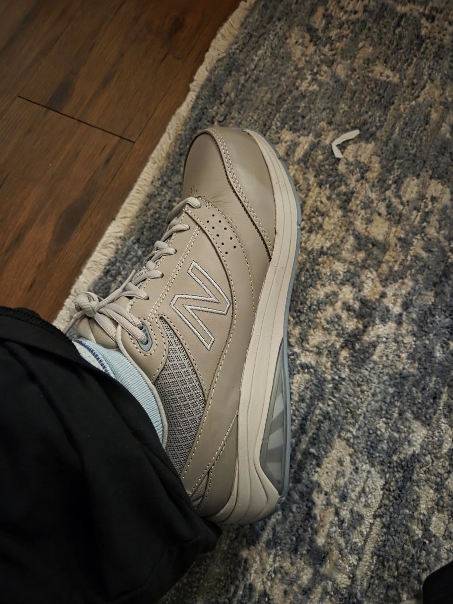 ⭕️ Lizzy Stacey tweet media