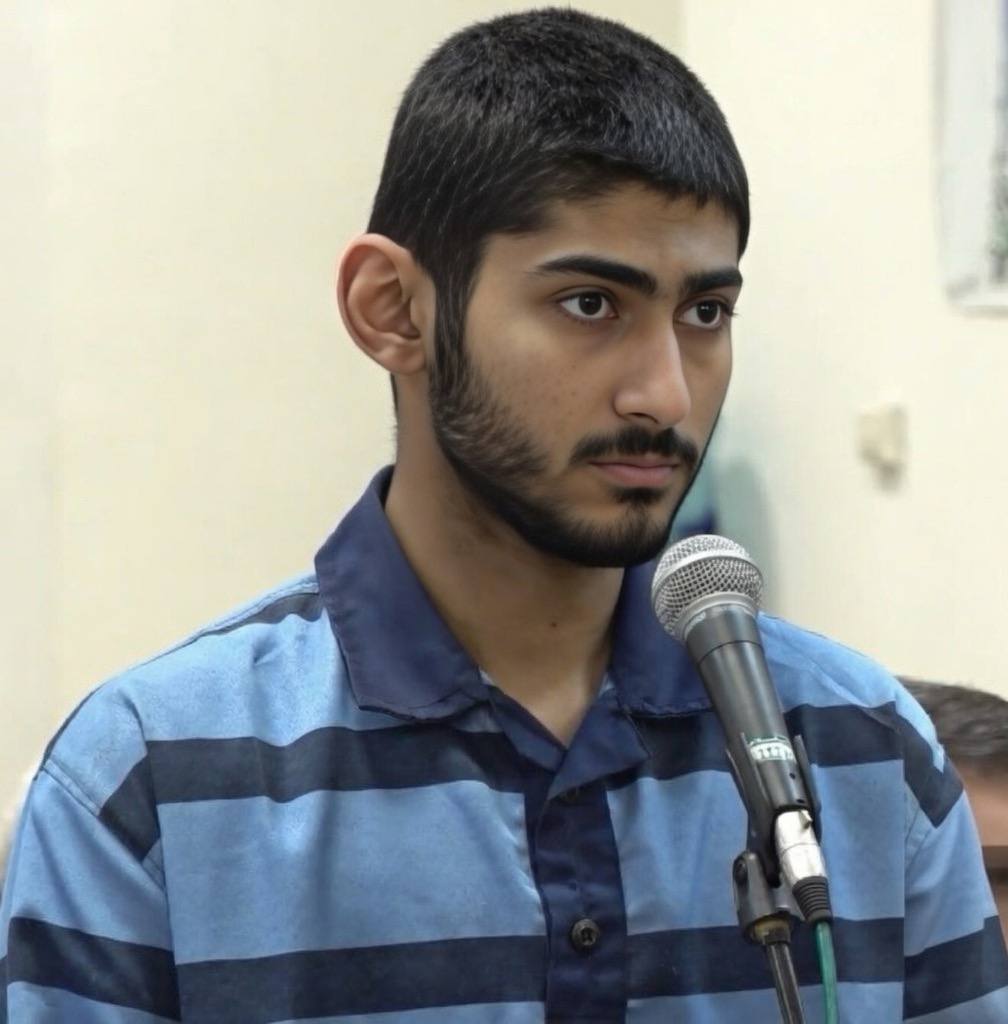 Broadcasting court footage is extremely dangerous.
Today, the court video of #Ehsan_Hosseinpour, #Matin_Ahmadi, #Erfan_Amiri from Pakdasht aired on TV.
They were tortured into confessing while interrogators hid their faces.
These boys’ lives are in danger.
BE THEIR VOICE