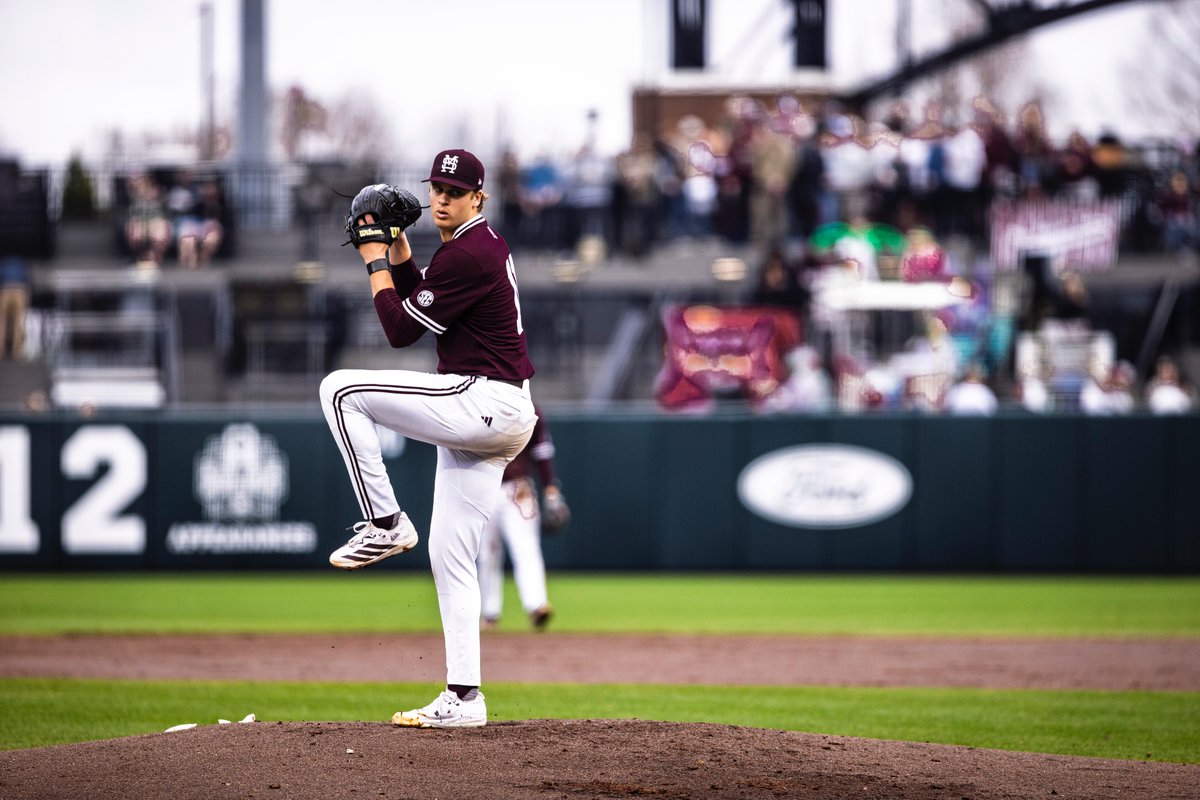 Six batters faced. Six batters retired. Three strikeouts.