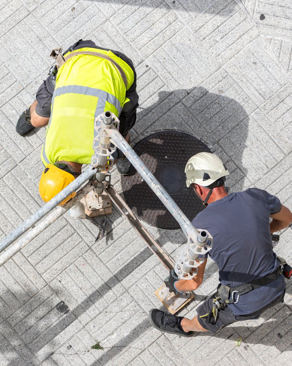ScaffoldEng's tweet photo. A good scaffold drawing is part math, part muscle, and all mission-critical. That’s why our team designs with precision, not guesswork. #ScaffoldEngineering #TemporaryStructures #StructuralSupport #ShoringDesign https://t.co/gYdNnrGusn