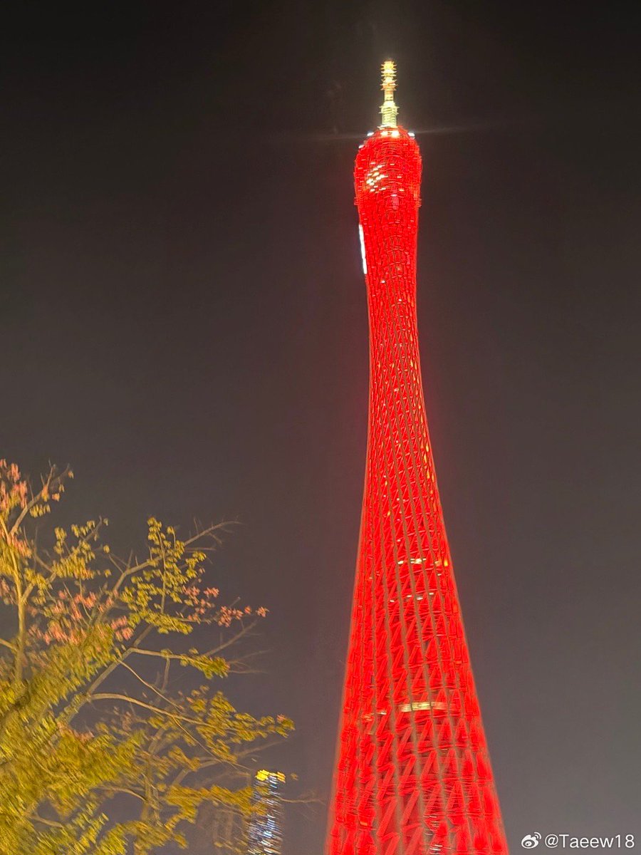 honeyja4698's tweet image. #taeew18 #เต้วีรภัทร #ฟองน้ำของเต้

Weibo update: taeew18

新年快乐！春节到了，想把所有的好运、幸福和温暖都送给你们。谢谢你们一直以来的支持和陪伴，因为有你们，我的每一天都变得特别有意义。