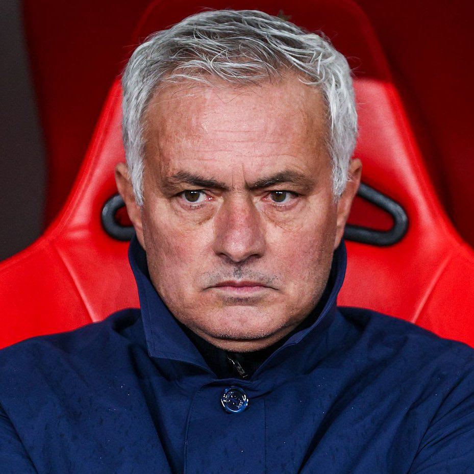 BlazquezFont's tweet image. 🗣️José Mourinho: “¿En cuántos estadios ha tenido problemas Vinicius Júnior? No puede ser que marque un gol y se dirija a una grada llena con más de 60.000 espectadores. Es lo de siempre con el Real Madrid, ya sabemos cómo funcionan las cosas”. #ChampionsLeague