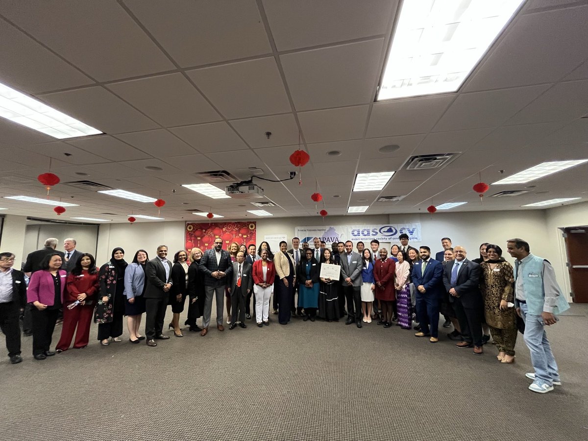 I was honored to attend the annual Asian American Legislative Reception to celebrate a community that so strengthens the fabric of our Commonwealth. I was proud to discuss the work of our Civil Rights Division as it defends the rights and equal protection of all Virginians.