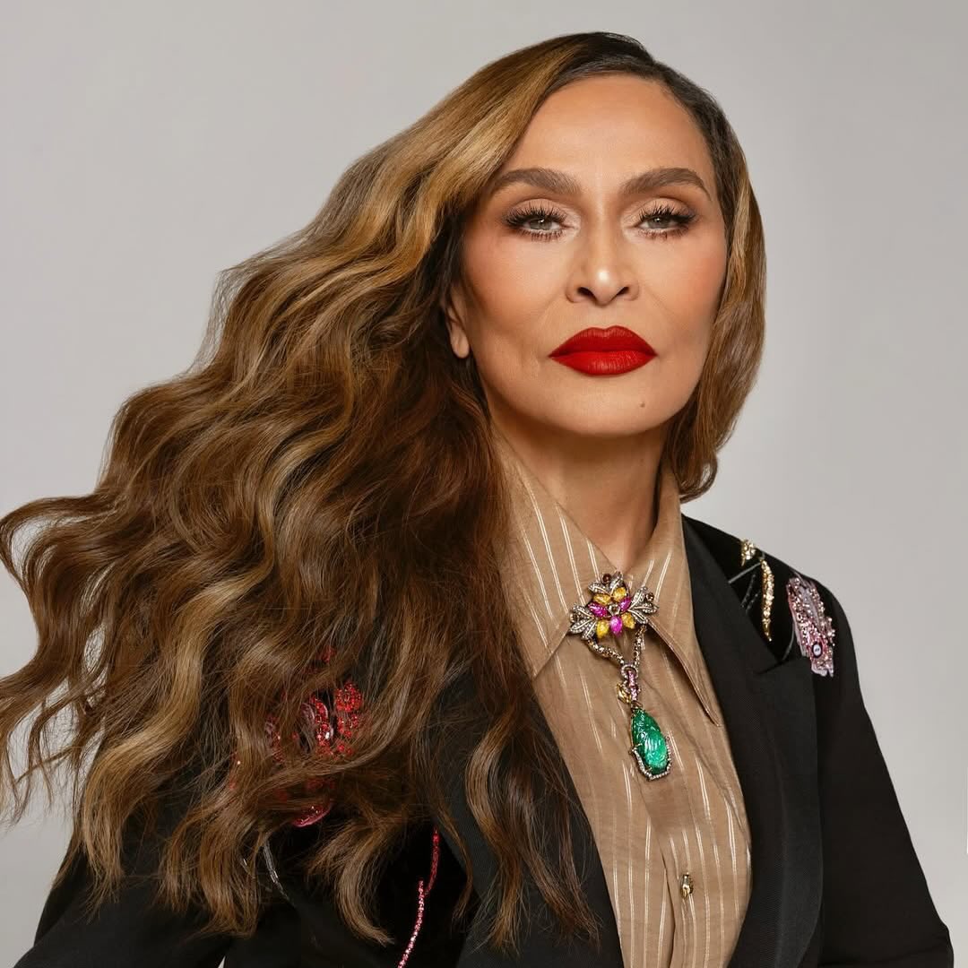 beyonceaccess's tweet image. Tina Knowles, mãe da Beyoncé, usou o seu Instagram para falar algumas verdades:

“As pessoas que vivem com o seu nome na boca e que constantemente inventam mentiras, meias-verdades e boatos para te descredibilizar, na verdade te admiram e são obcecadas por você. Você vive
