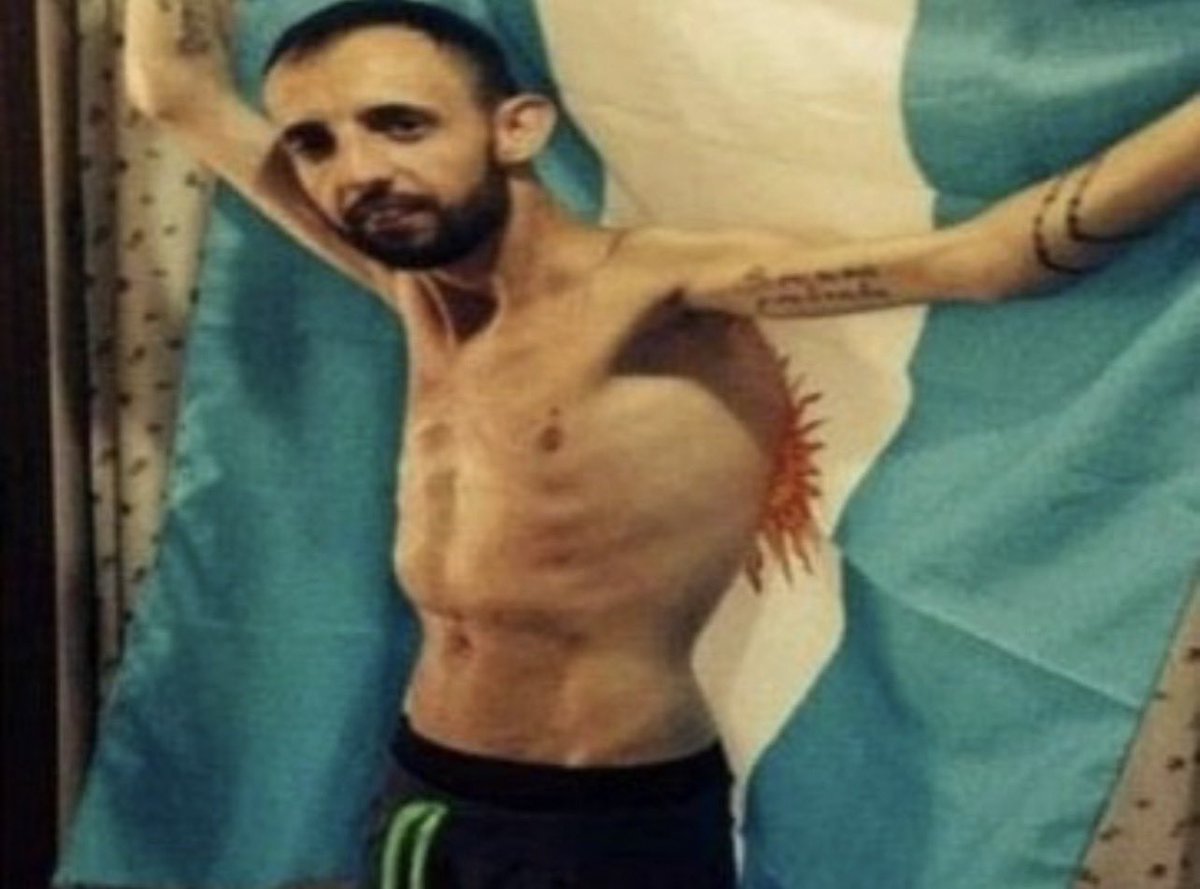PackNuski's tweet photo. @usuario950 Todo argentino es infrahumano https://t.co/Yd1rfFMo5Q