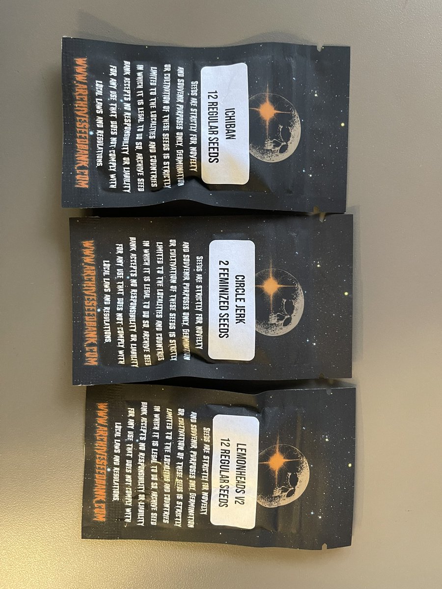 jsj83.sol tweet media