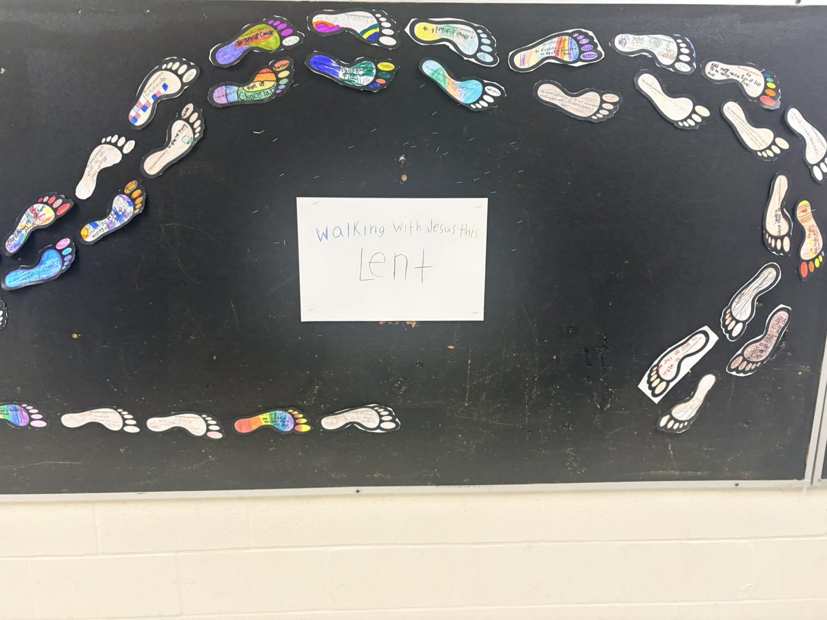 Our Grade 1/2 students are entering the season of Lent with thoughtful hearts 💜 Today they created their own Lenten promises, choosing ways to pray more, help others, and show kindness!