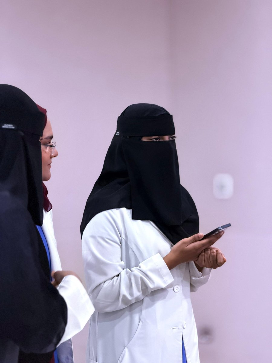 ثنايا tweet media