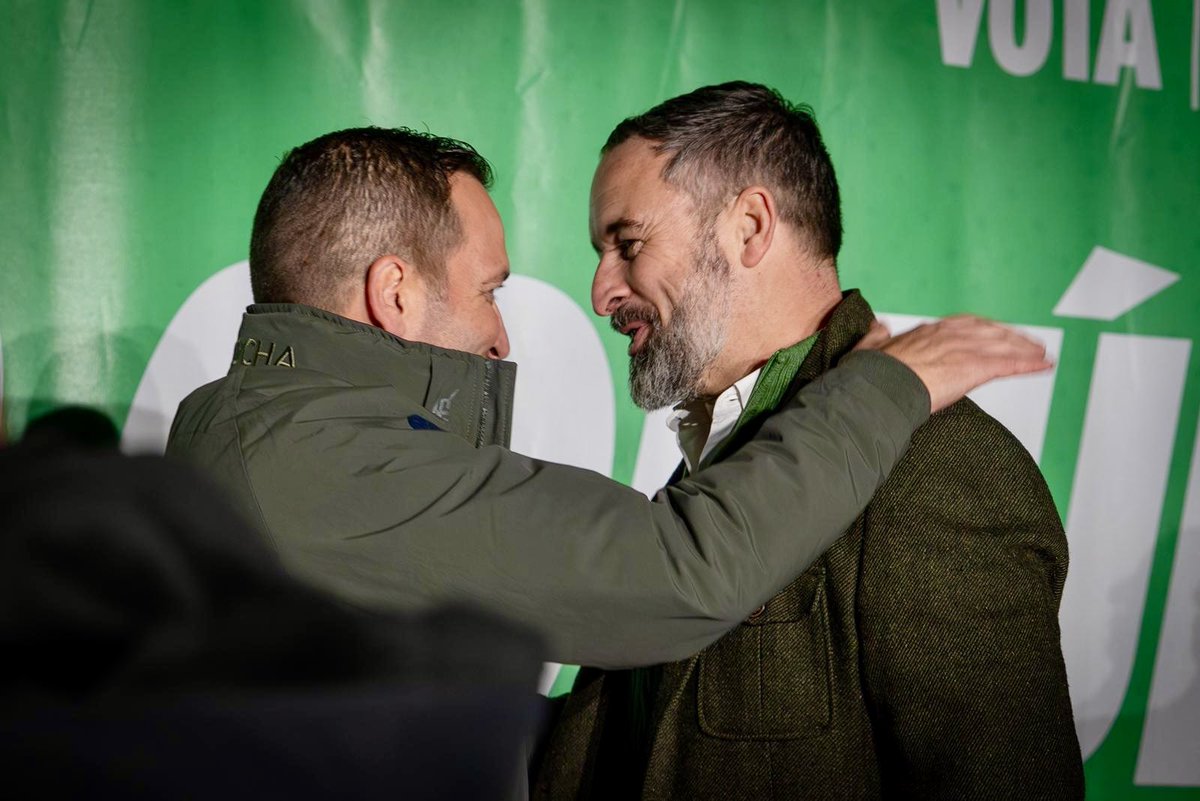 Keep calm and Santiago Abascal.